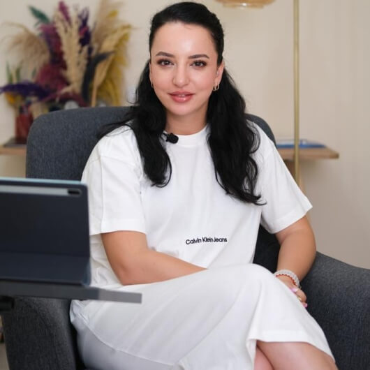 Büşra Sürücü Durak logo